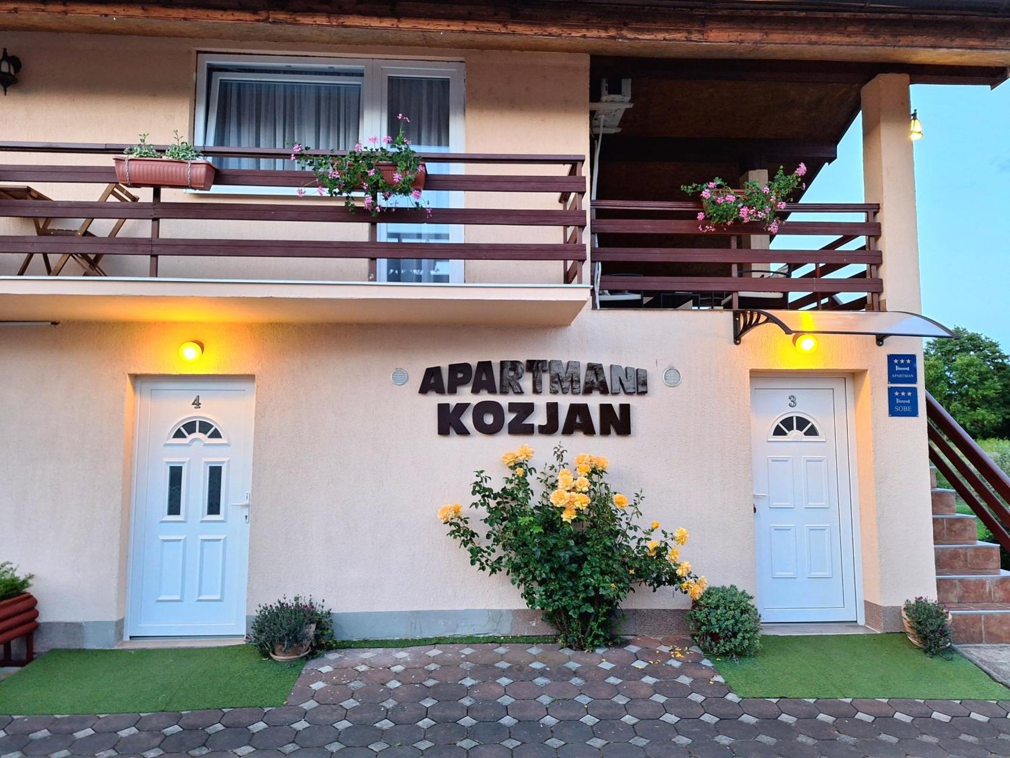 Apartments Kozjan Karlovac Ngoại thất bức ảnh